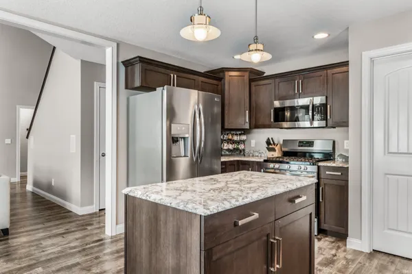 $395,000 | 11219 Mallory Court, Roanoke, IN 46783