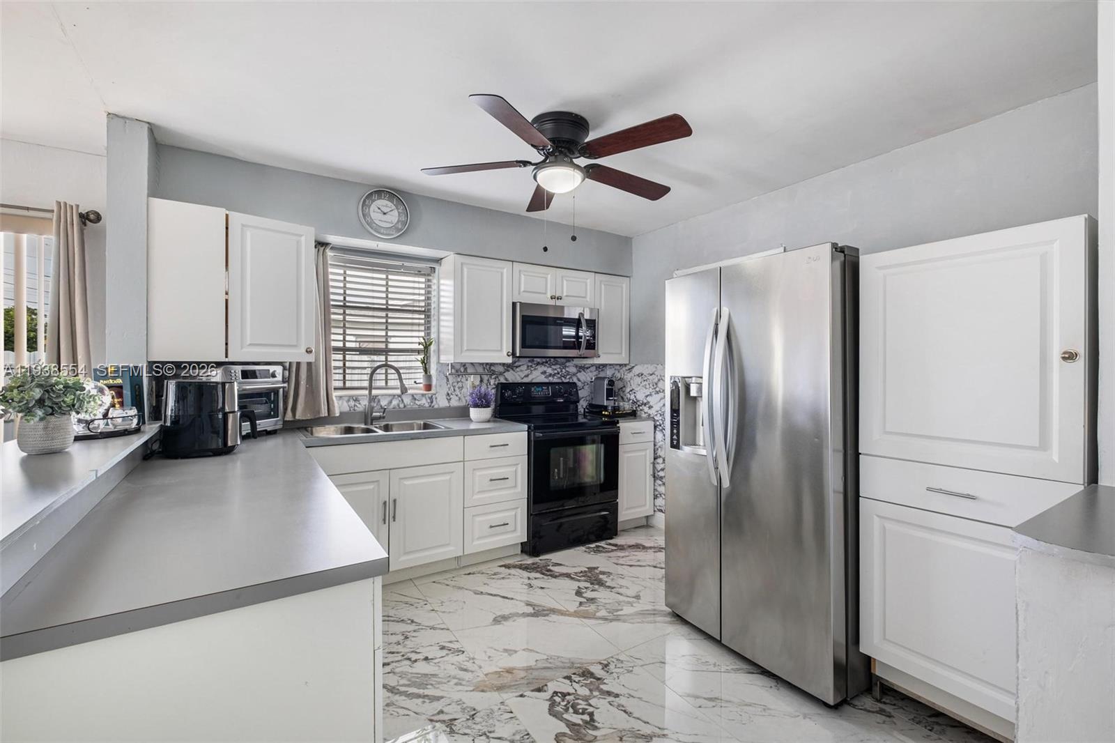 10330 Southwest 157th Street Miami, FL 33157 - Photo 12 of 55