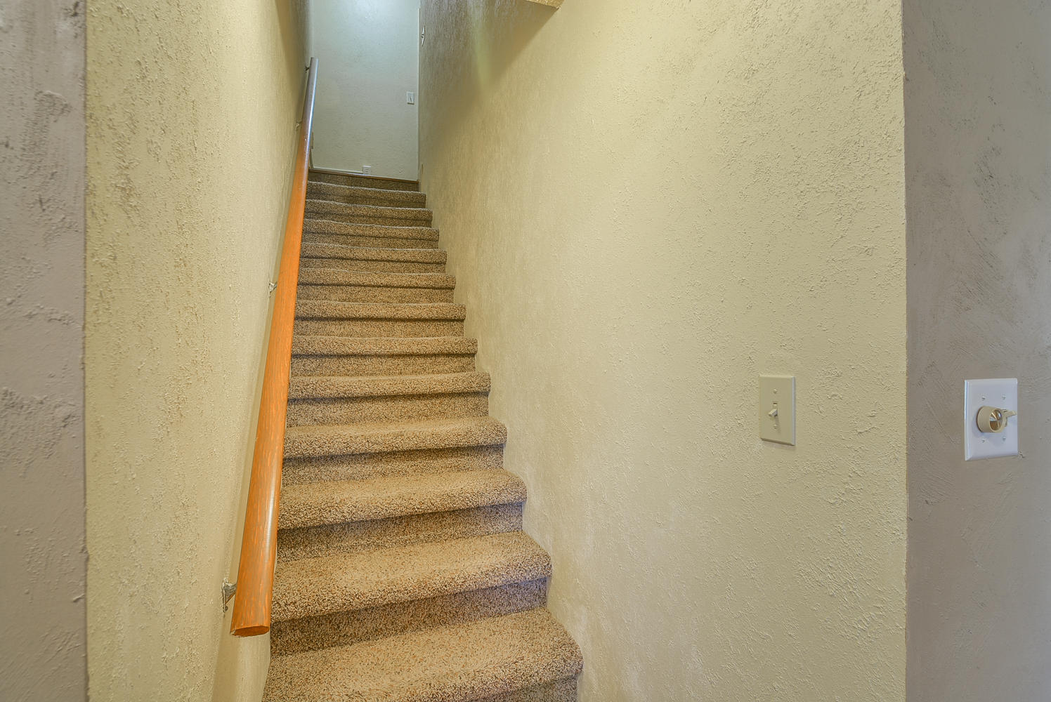 582 V I Ranch Road Bristol, TN 37620 - Photo 13 of 37 582 V I Ranch stairway