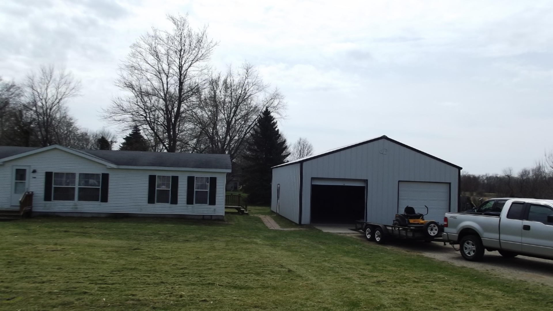 749 Lott Road Coldwater, MI 49036 - Photo 2 of 15 DSCF1858