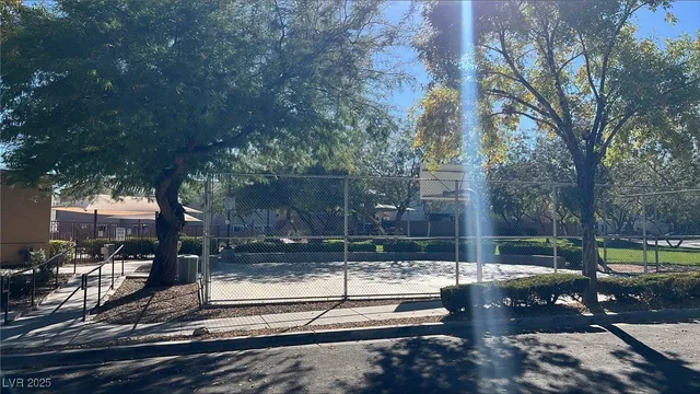 $1,895 | 7609 Vanity Court, Las Vegas, NV 89149