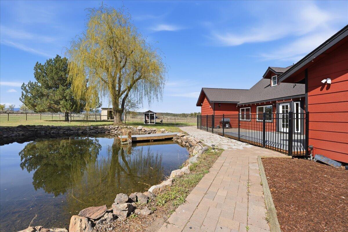 66215 Barr Road Bend, OR 97703 - Photo 49 of 63 Pond