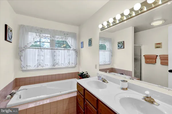 $329,000 | 148 Wellington Court, Reading, PA 19606