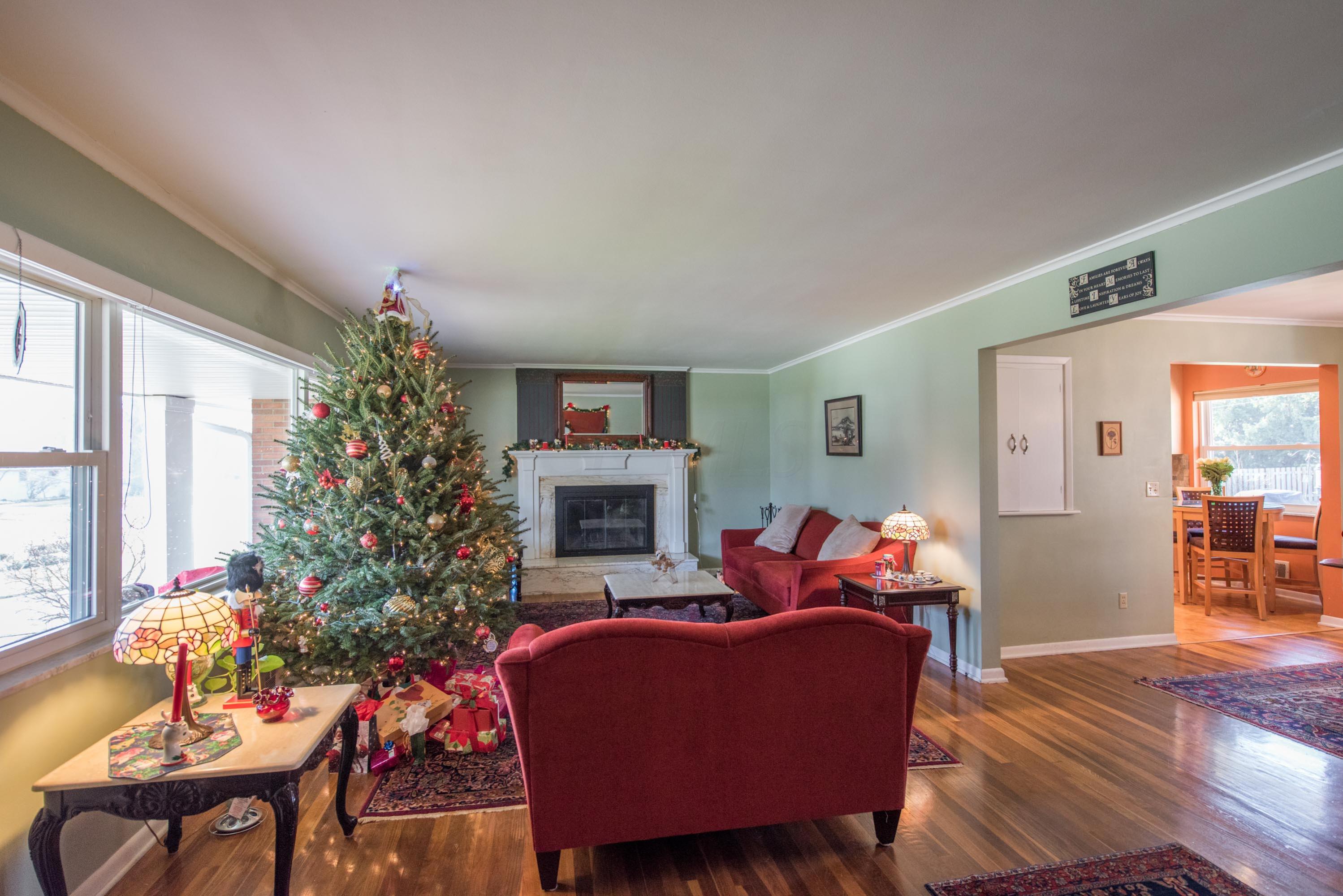 3071 Wareham Road Columbus, OH 43221 - Photo 5 of 28