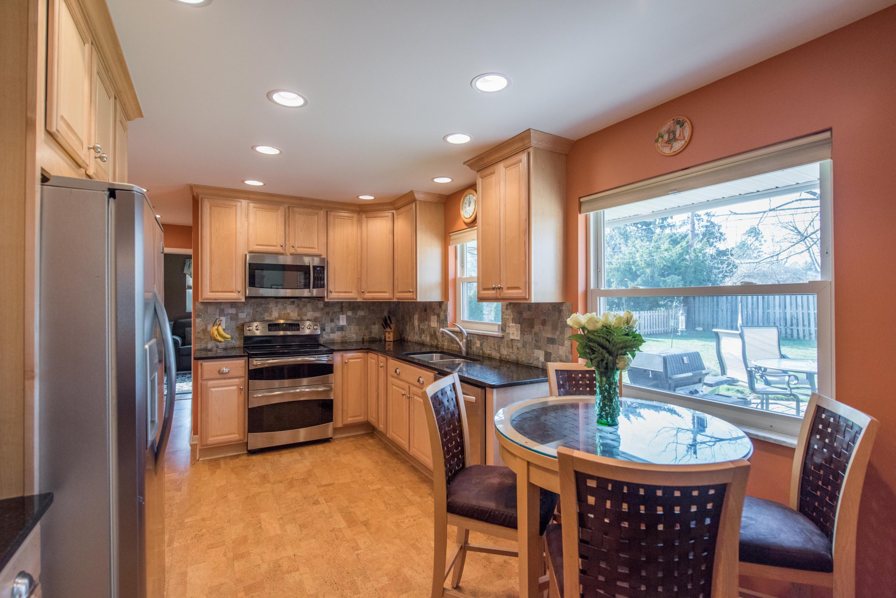 3071 Wareham Road Columbus, OH 43221 - Photo 9 of 28
