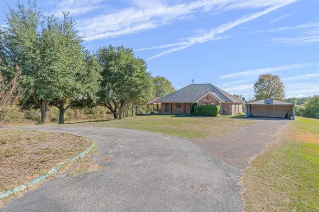 $369,900 | 1804 County Road 1224, Grand Saline, TX 75140