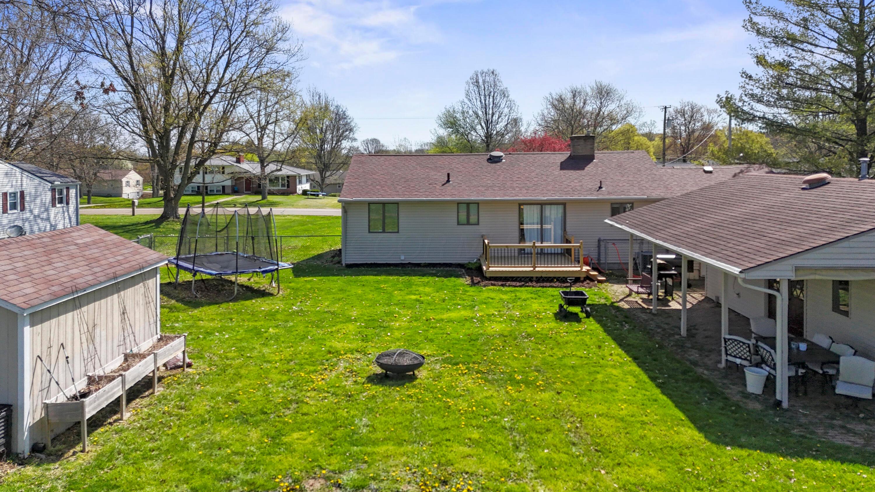 110 Hilltop Road Mansfield, OH 44906 - Photo 31 of 39 28