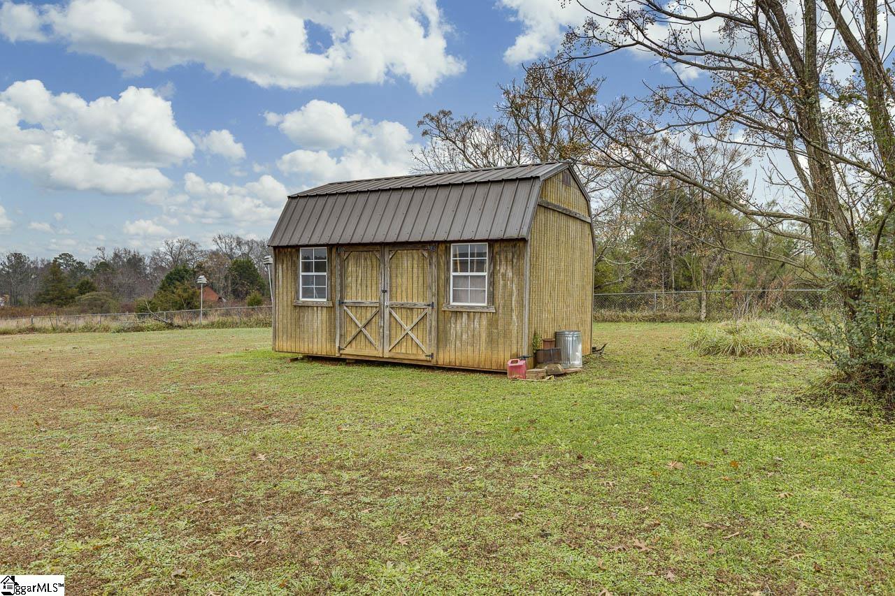 539 Sparrow Road Clinton, SC 29325 - Photo 29 of 32