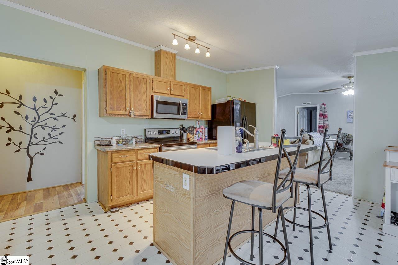 539 Sparrow Road Clinton, SC 29325 - Photo 5 of 32