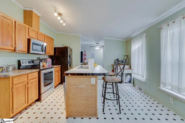 $220,000 | 539 Sparrow Road, Clinton, SC 29325