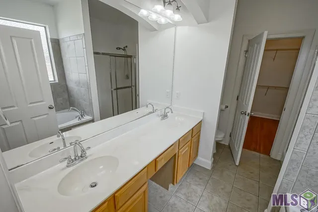 $1,700 | 809 Summer Breeze Drive, Unit 1601, Baton Rouge, LA 70810