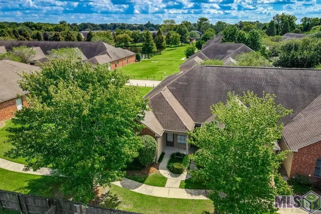 $1,700 | 809 Summer Breeze Drive, Unit 1601, Baton Rouge, LA 70810