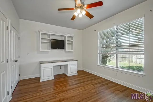 $1,700 | 809 Summer Breeze Drive, Unit 1601, Baton Rouge, LA 70810