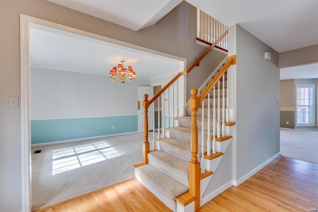 1762 Spring View Terrace Ballwin, MO 63021 - Photo 2 of 39