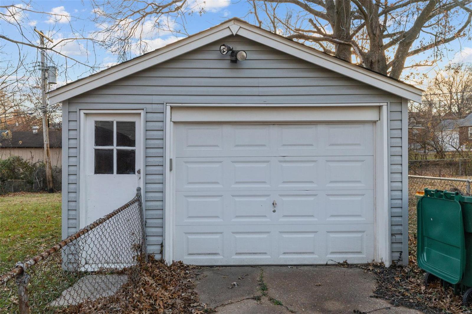 7916 Underhill Drive St. Louis, MO 63133 - Photo 12 of 45