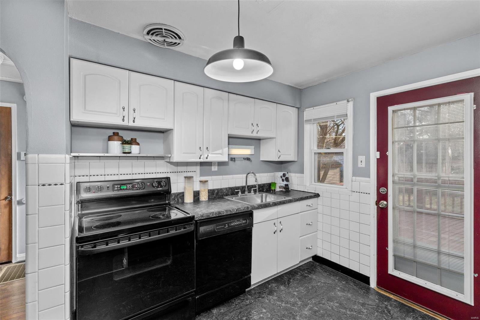 7916 Underhill Drive St. Louis, MO 63133 - Photo 23 of 45