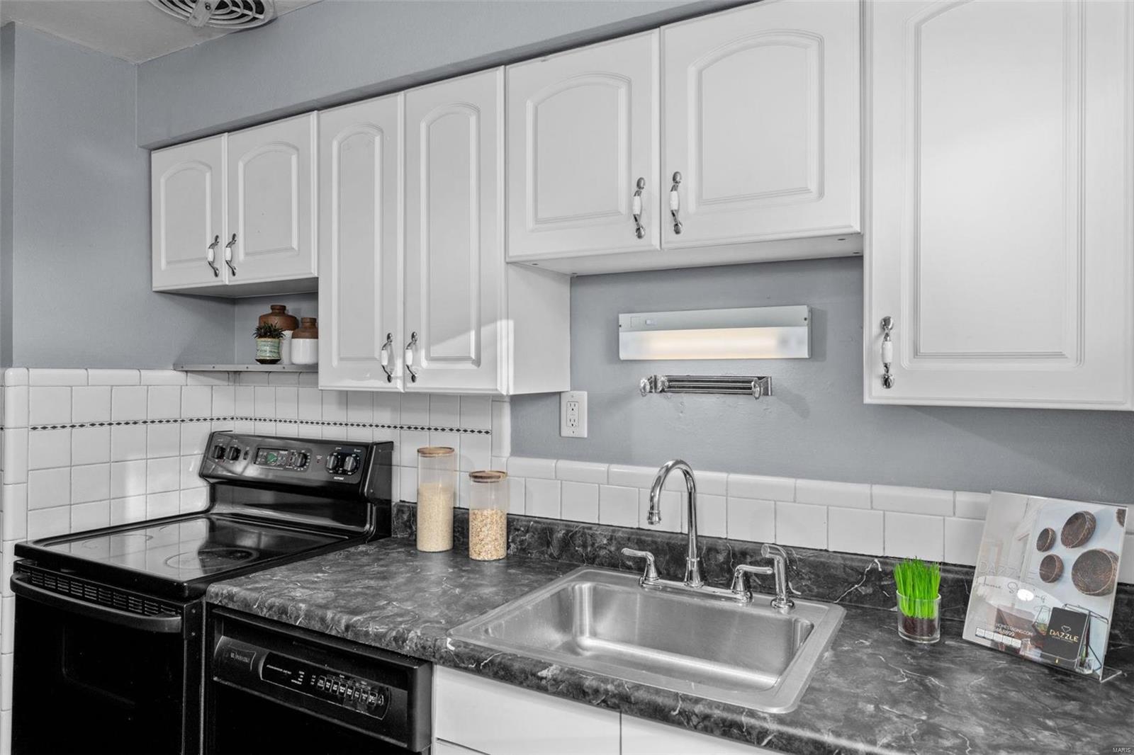 7916 Underhill Drive St. Louis, MO 63133 - Photo 28 of 45