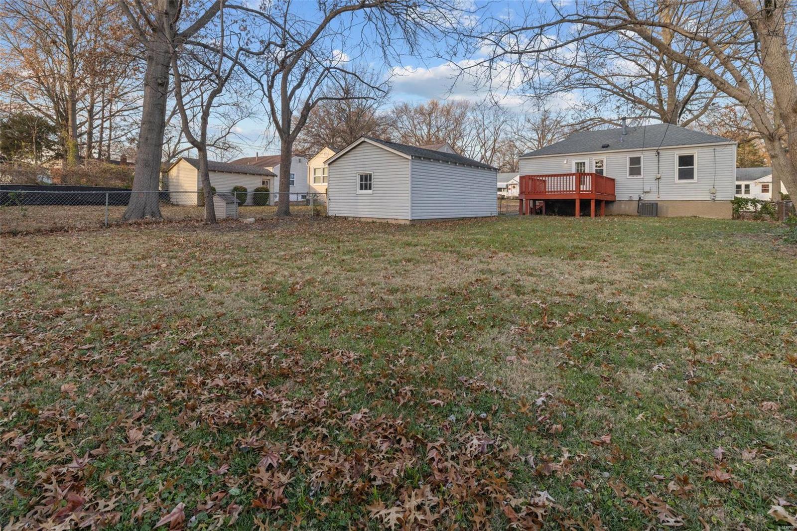 7916 Underhill Drive St. Louis, MO 63133 - Photo 6 of 45