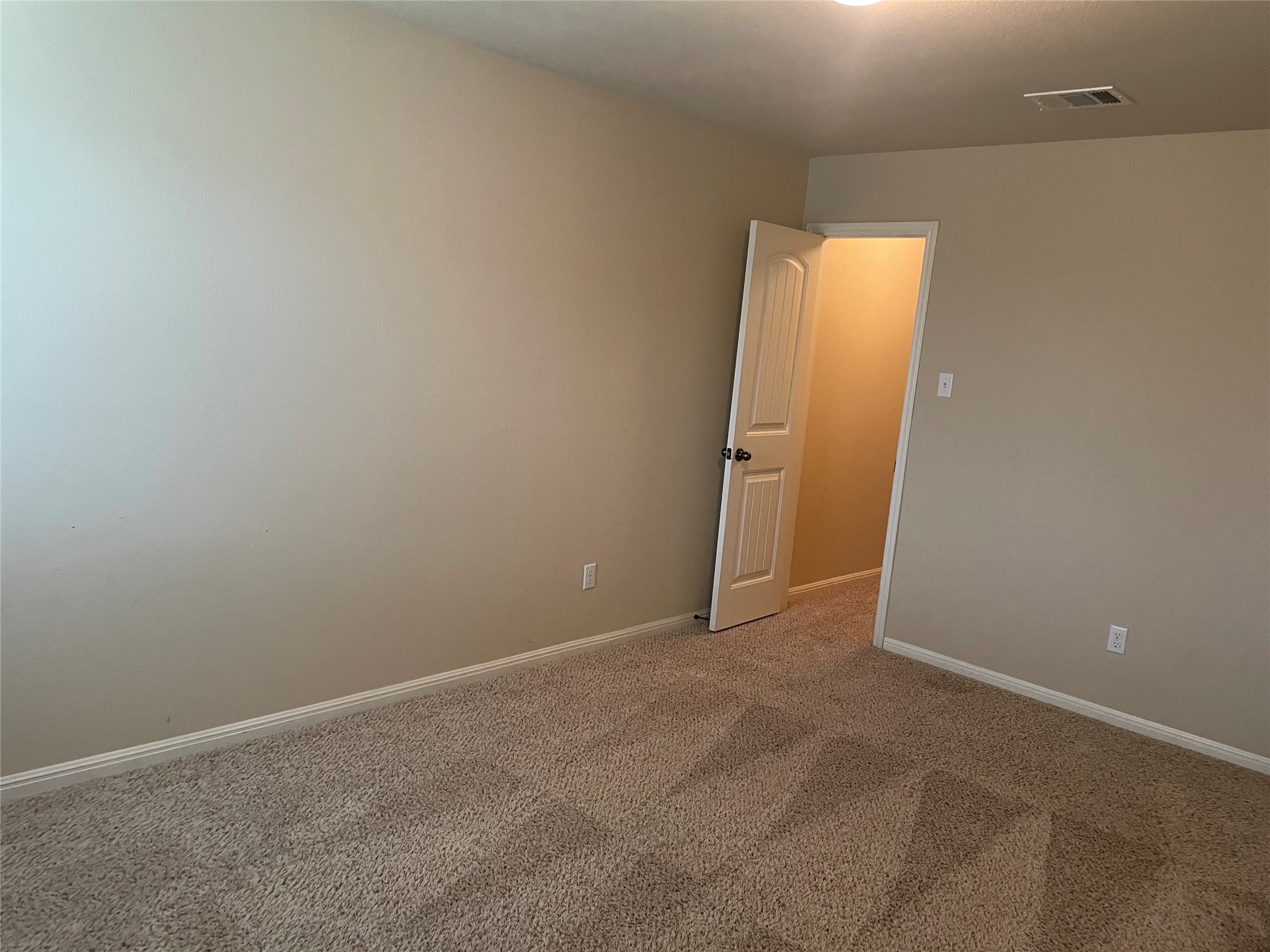 102 Sandy Lyle Cove Round Rock, TX 78664 - Photo 33 of 38 a view of an empty room