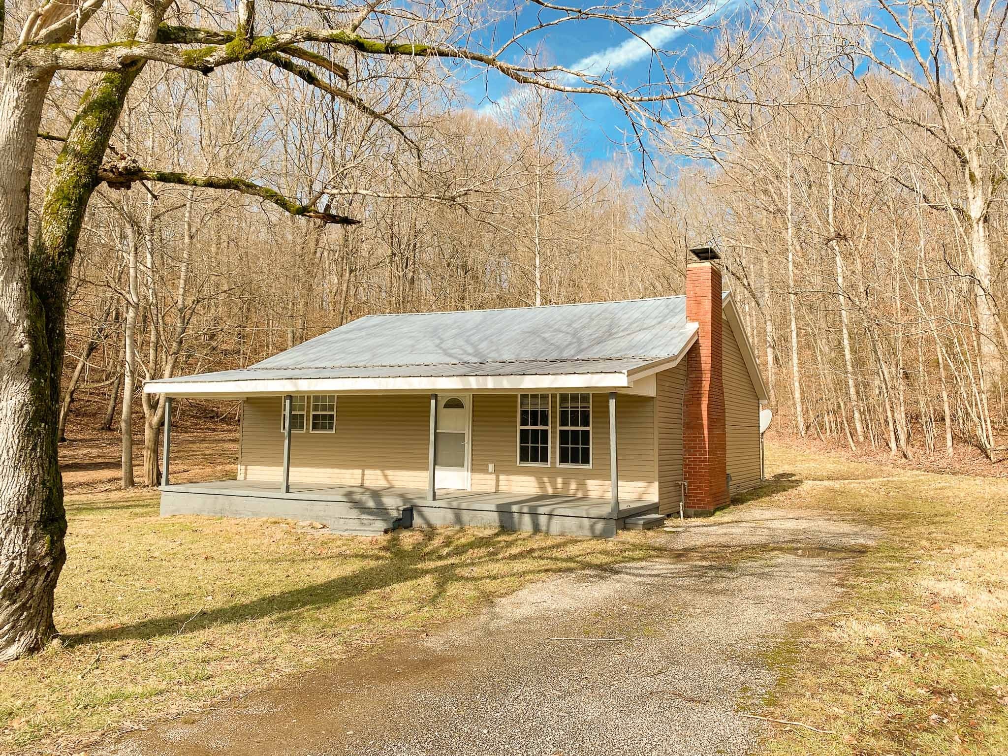 1620 Sycamore Landing Road Waverly, TN 37185 - Photo 5 of 32 Gallery Image 5