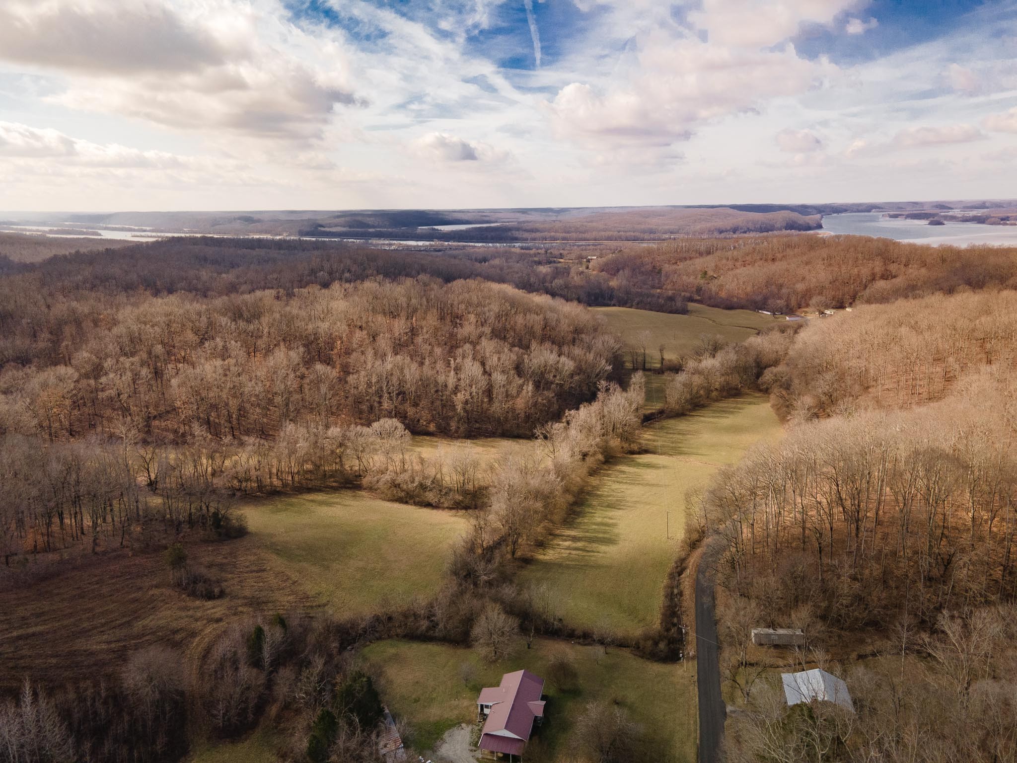 1620 Sycamore Landing Road Waverly, TN 37185 - Photo 8 of 32 Gallery Image 8