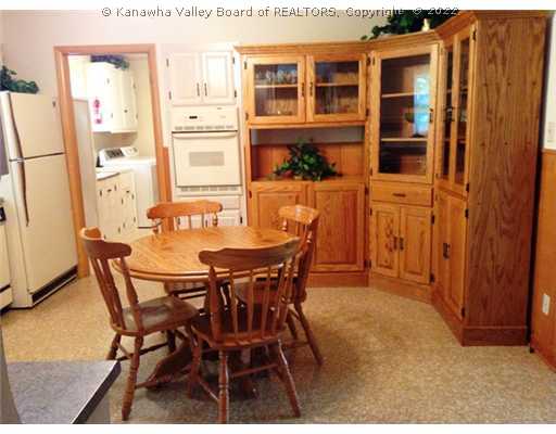 105 Brent Circle Ripley, WV 25271 - Photo 5 of 16 Kitchen.