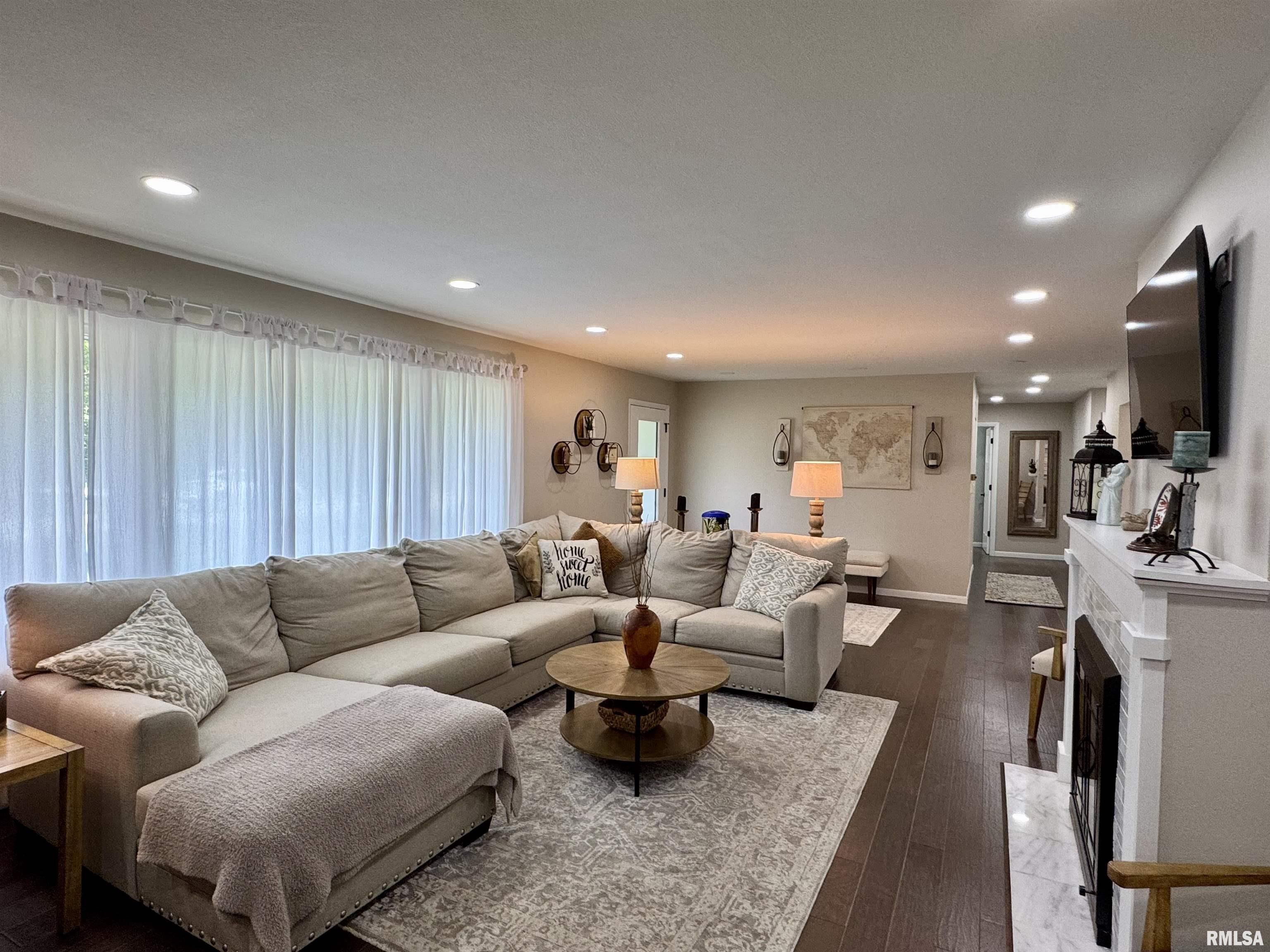 727 East Franklin Street Macomb, IL 61455 - Photo 11 of 53