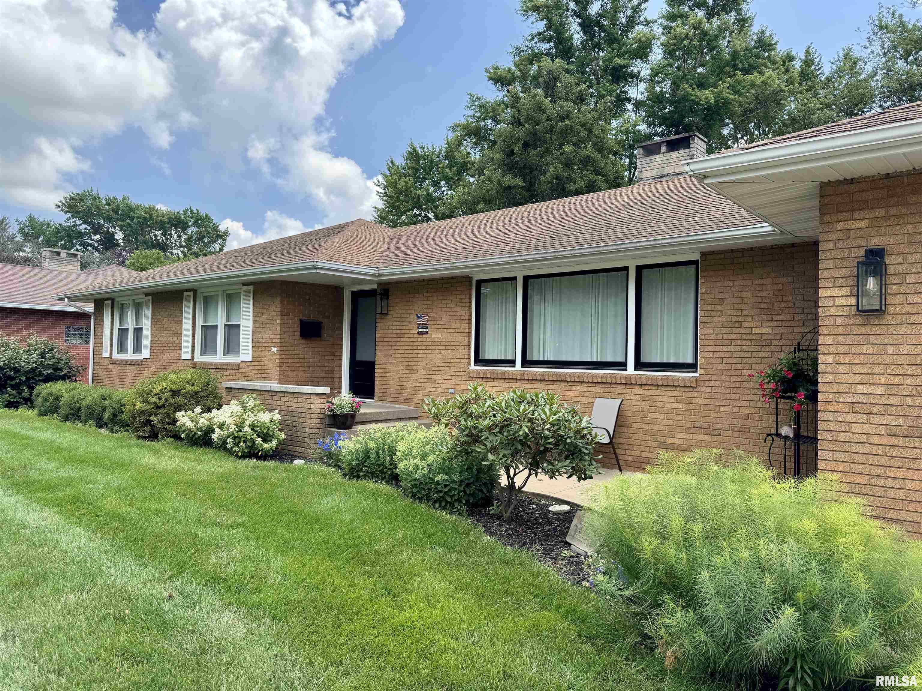 727 East Franklin Street Macomb, IL 61455 - Photo 3 of 53