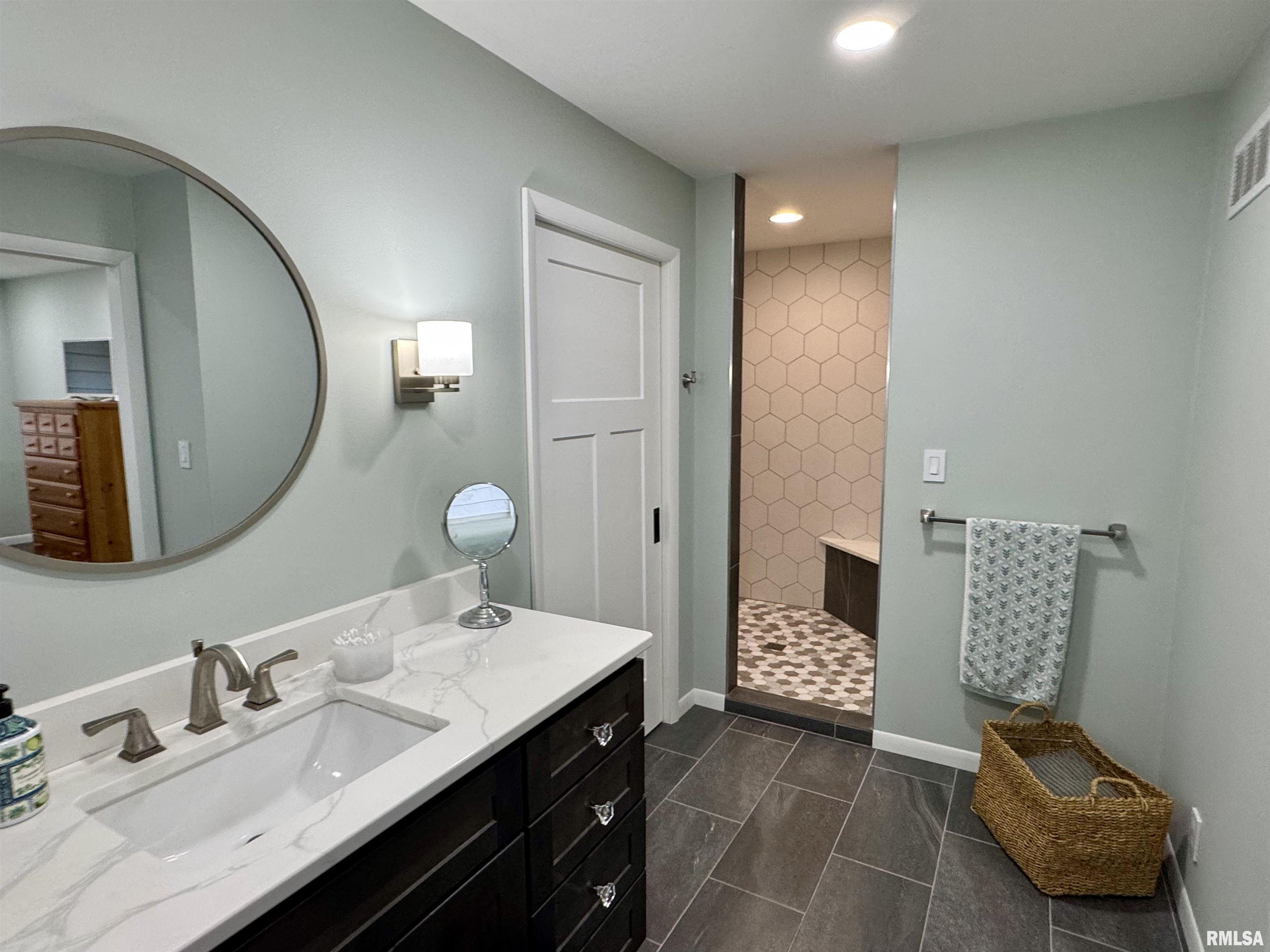 727 East Franklin Street Macomb, IL 61455 - Photo 35 of 53