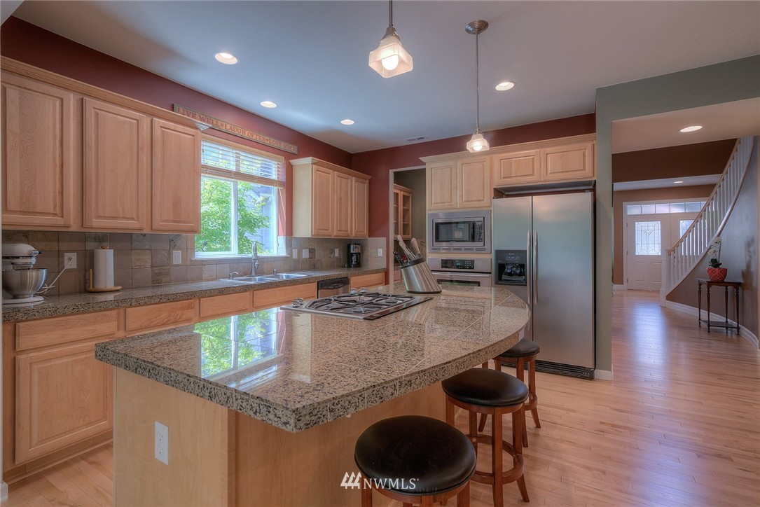 4590 Rutherford Circle Southwest Port Orchard, WA 98367 - Photo 3 of 25 Gallery Image 3