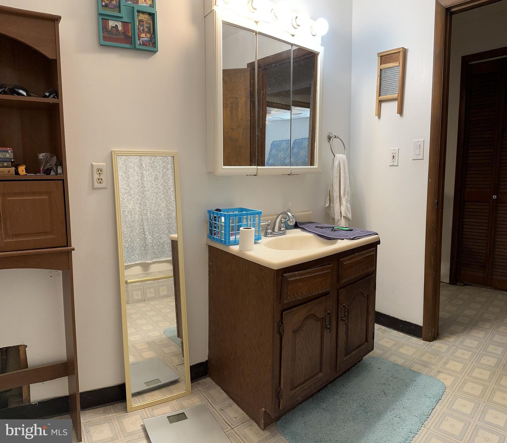 13507 Black Valley Road Flintstone, MD 21530 - Photo 15 of 80 Full Bath