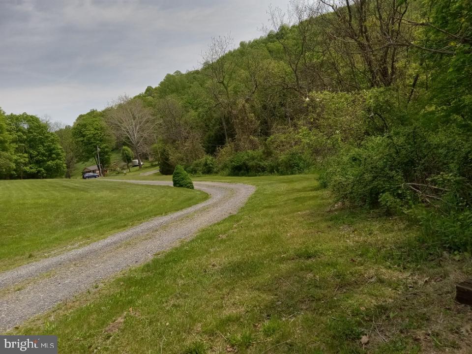 13507 Black Valley Road Flintstone, MD 21530 - Photo 37 of 80 Private Drive