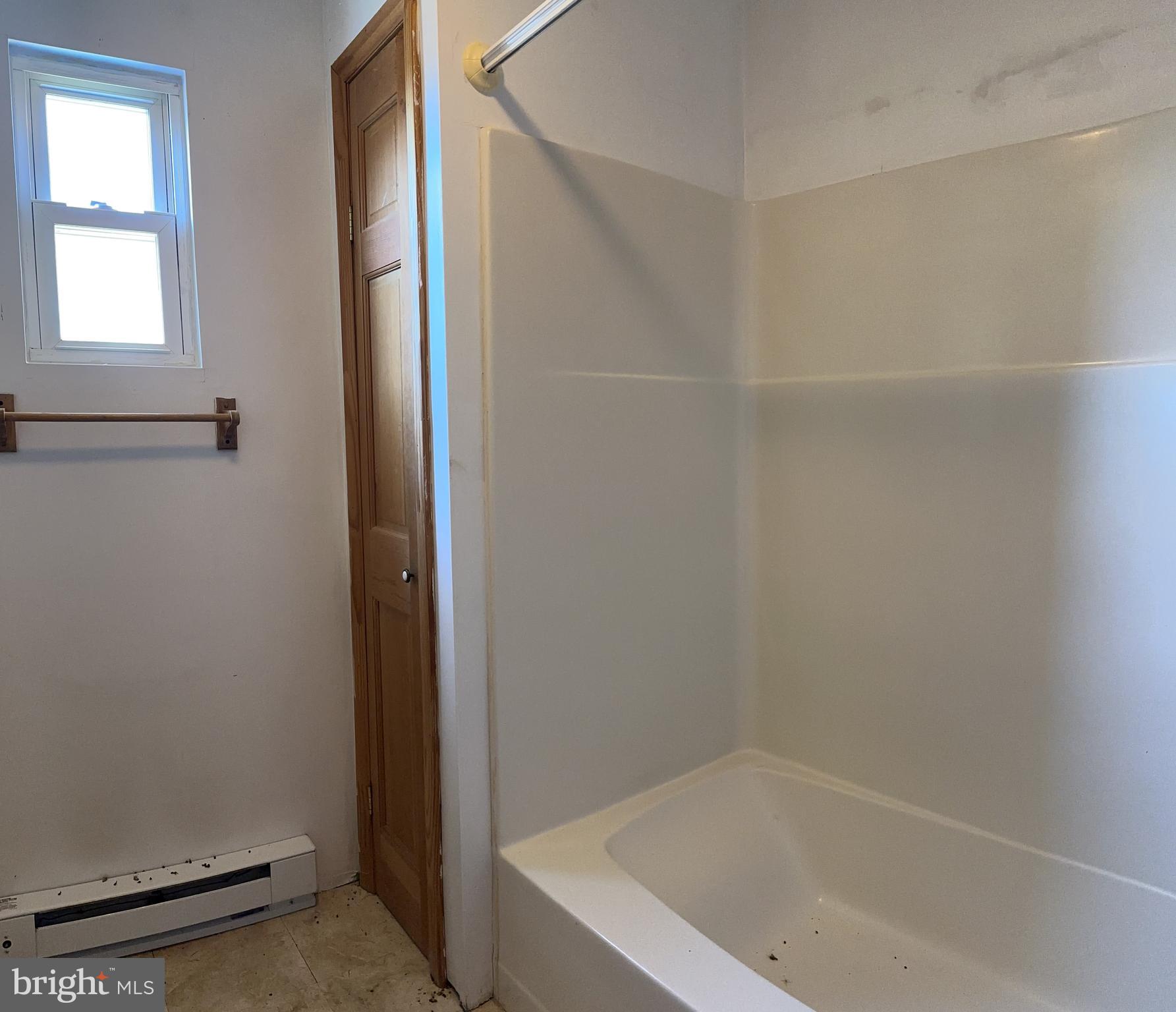 13507 Black Valley Road Flintstone, MD 21530 - Photo 66 of 80 Apartment Bath