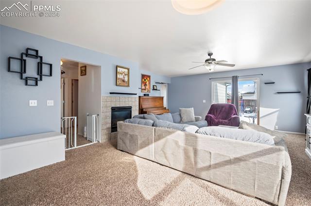 9375 Bethpage Road Peyton, CO 80831 - Photo 6 of 25 Living room