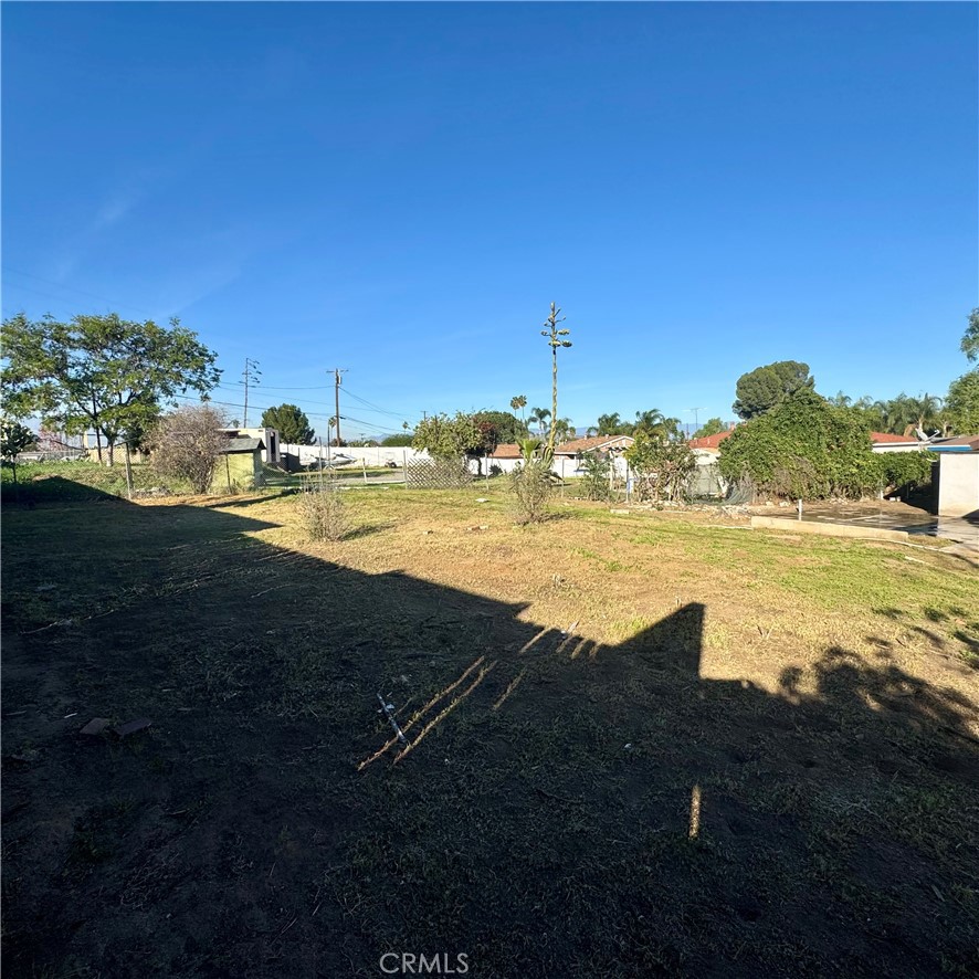 5642 Babb Avenue Riverside, CA 92503 - Photo 28 of 41 a view of an ocean and beach