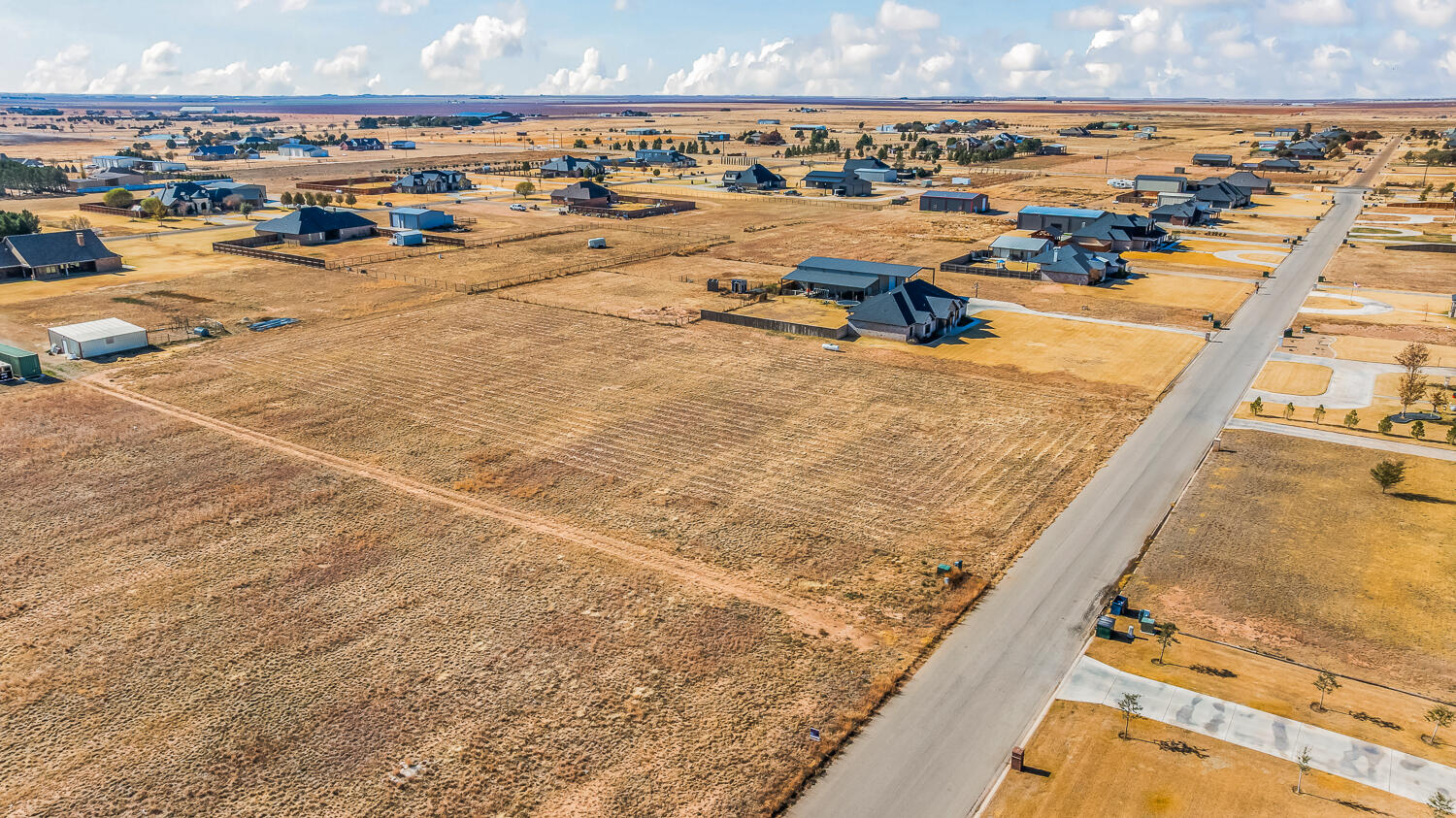 5037 C R 7920 Lubbock, TX 79424 - Photo 2 of 14 a view of an ocean