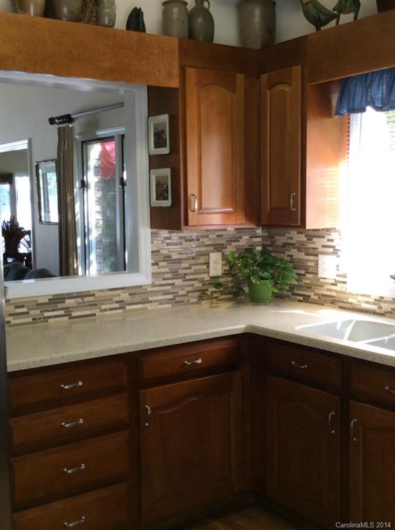 9231 Azalea Road Sherrills Ford, NC 28673 - Photo 4 of 24 Gallery Image 4