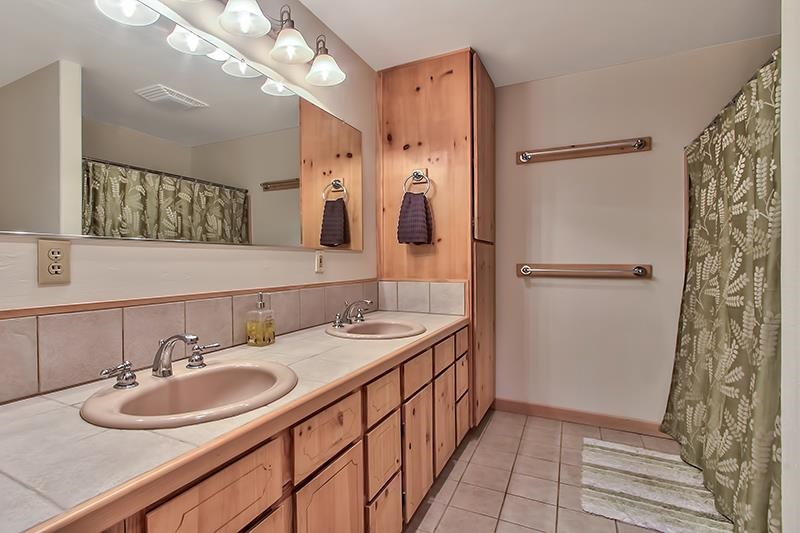 11719 Kitzbuhel Road Truckee, CA 96161 - Photo 13 of 14 Gallery Image 13