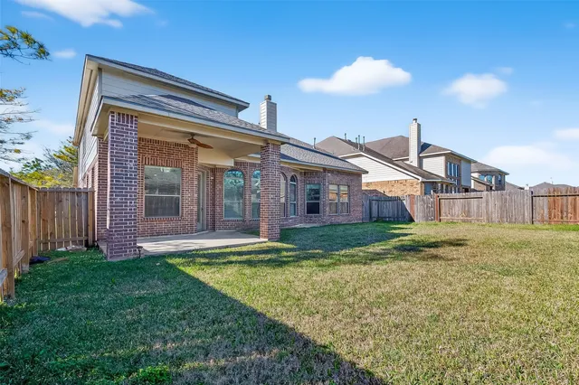 $349,000 | 9439 Emerald Lakes Drive, Rosharon, TX 77583