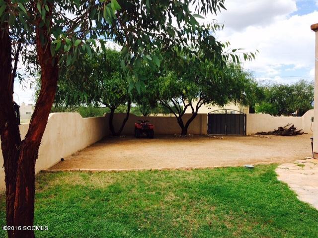 1694 Círculo Alameda Rio Rico, AZ 85648 - Photo 15 of 23