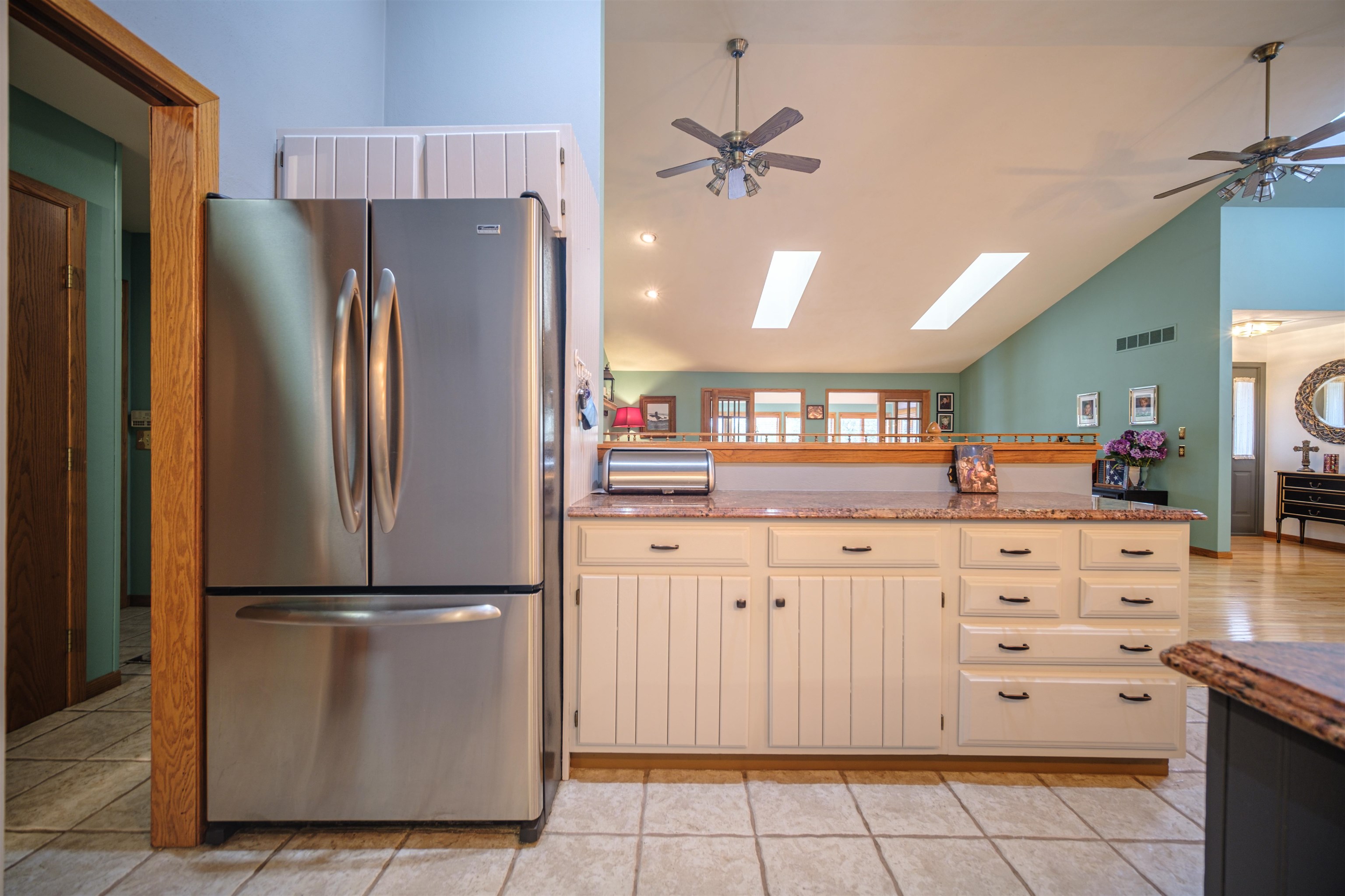 8320 Snaresbrook Road Roscoe, IL 61073 - Photo 17 of 52 Gallery Image 17