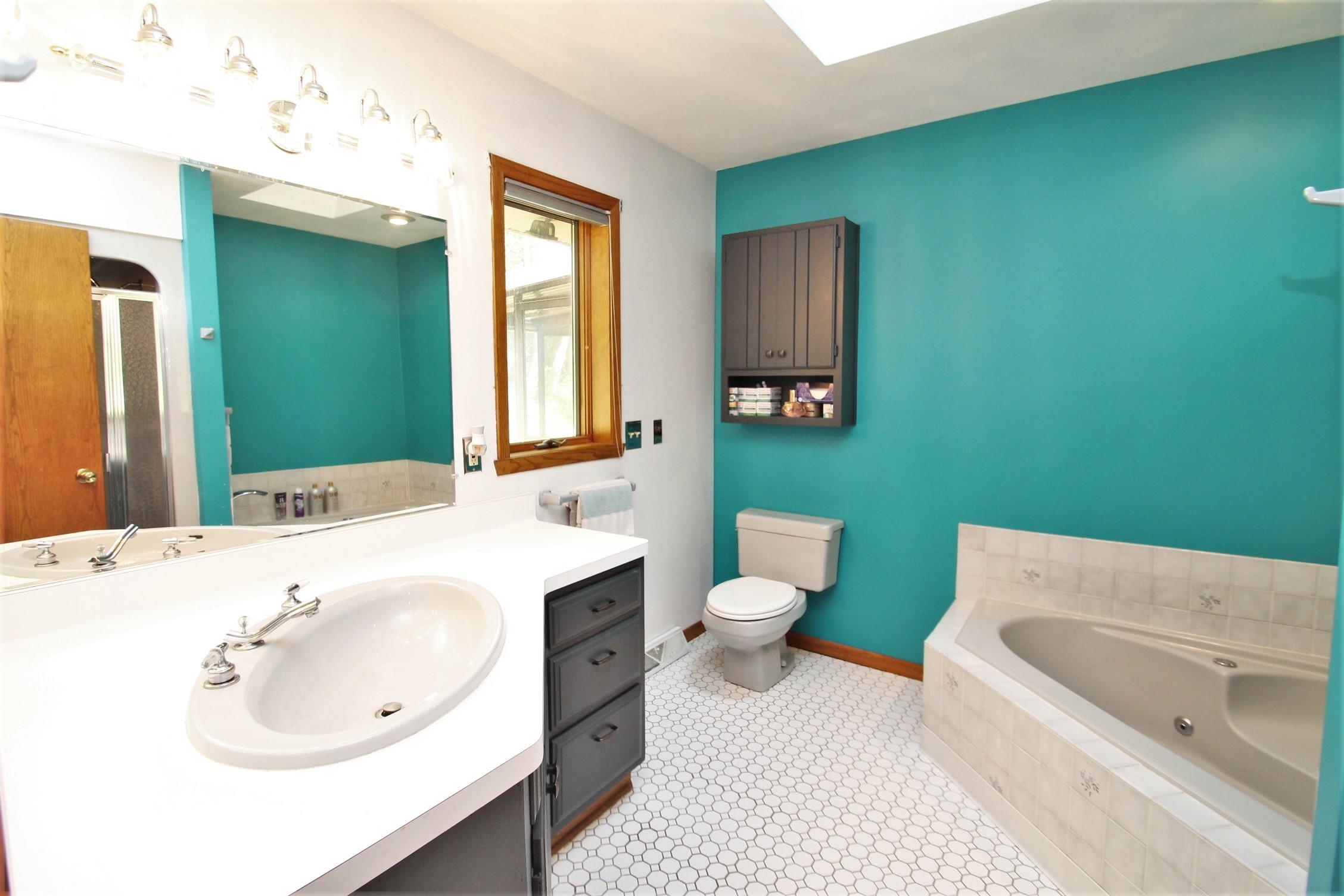 8320 Snaresbrook Road Roscoe, IL 61073 - Photo 26 of 52 Gallery Image 26