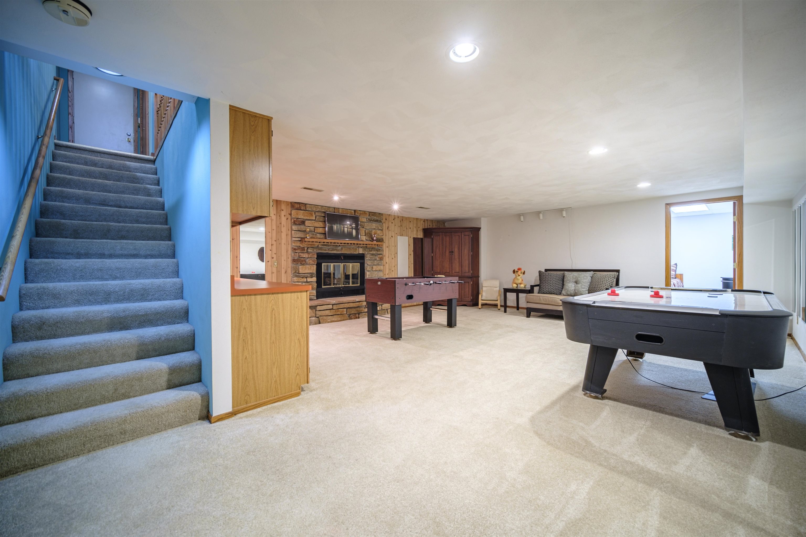 8320 Snaresbrook Road Roscoe, IL 61073 - Photo 36 of 52 Gallery Image 36
