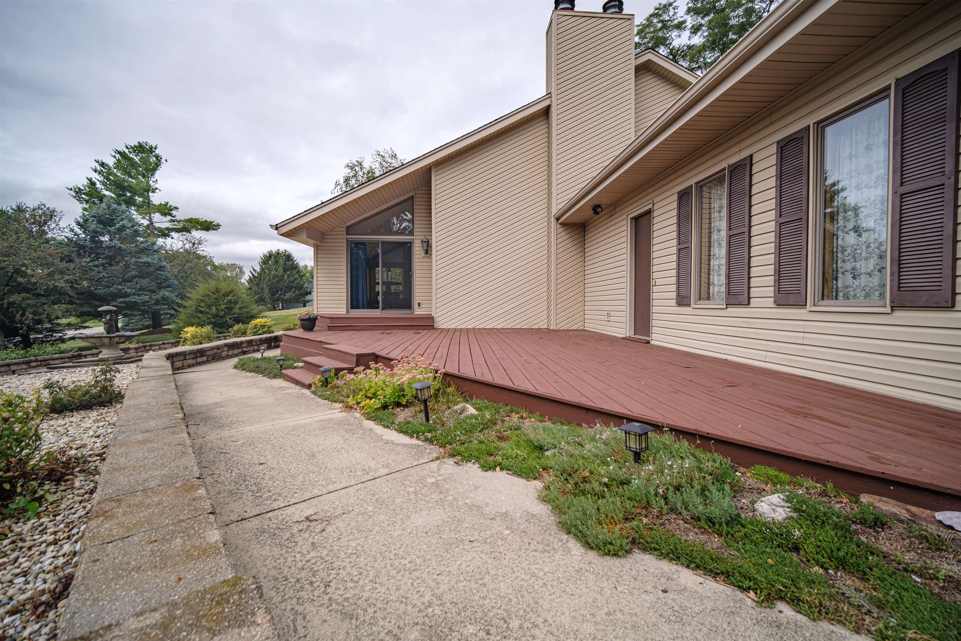 8320 Snaresbrook Road Roscoe, IL 61073 - Photo 44 of 52 Gallery Image 44