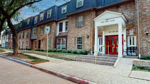 $150,000 | 357 North Post Oak Lane, Unit 117, Houston, TX 77024