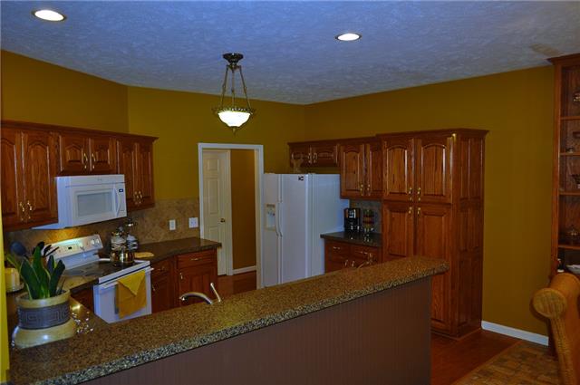 4424 Dugger Road Culleoka, TN 38451 - Photo 5 of 20 Another view of kitchen and breakfast room