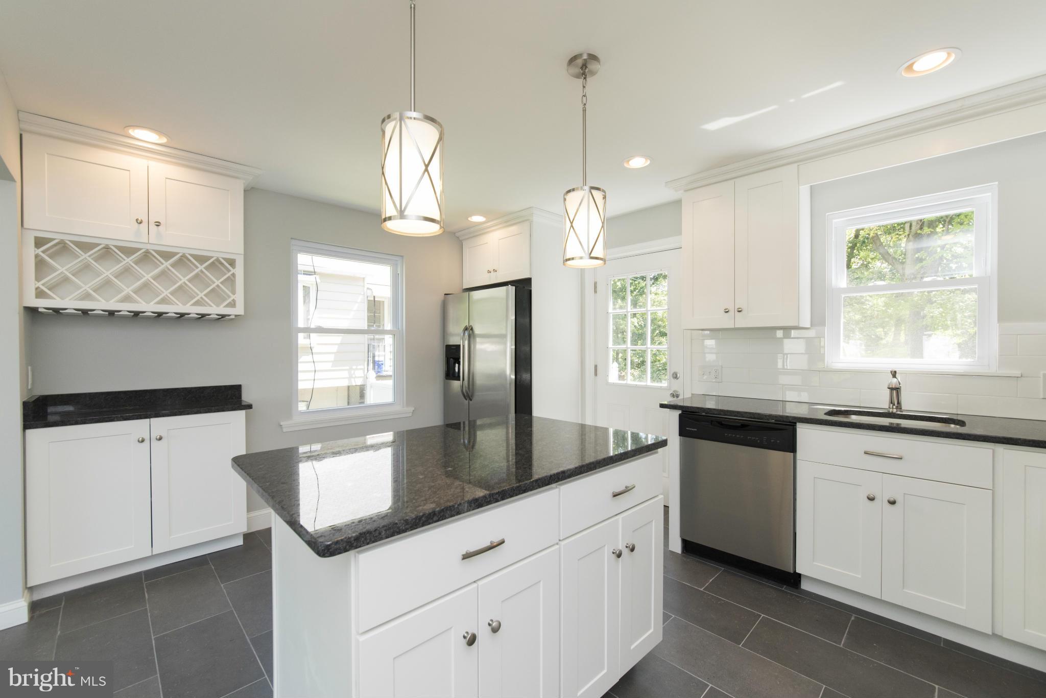 8103 Conduit Road Baltimore, MD 21234 - Photo 11 of 30 Kitchen
