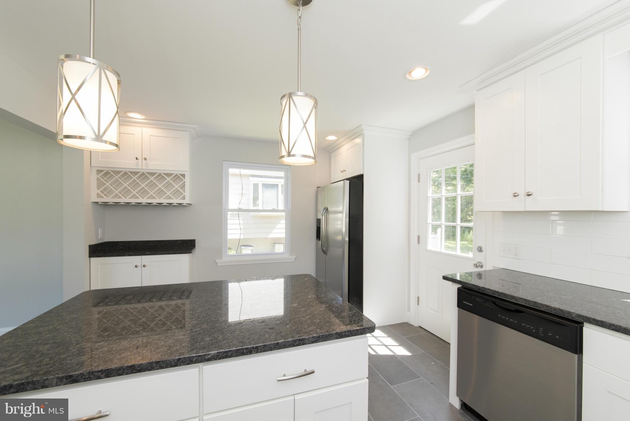 8103 Conduit Road Baltimore, MD 21234 - Photo 8 of 30 Kitchen