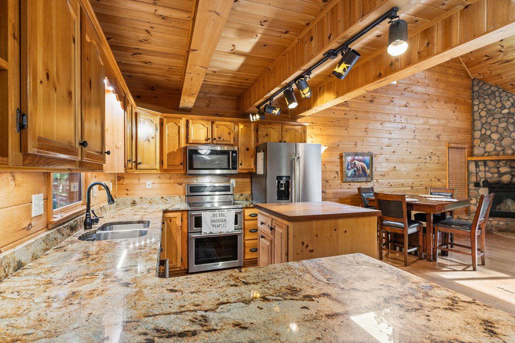 547 Echo Road Morganton, GA 30560 - Photo 14 of 54