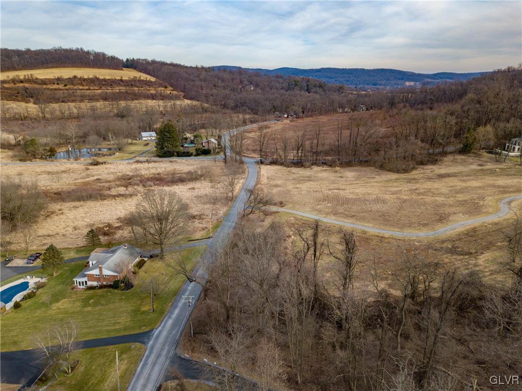 345 Stouts Valley Road Easton, PA 18042 - Photo 3 of 5 a view of outdoor space and city view